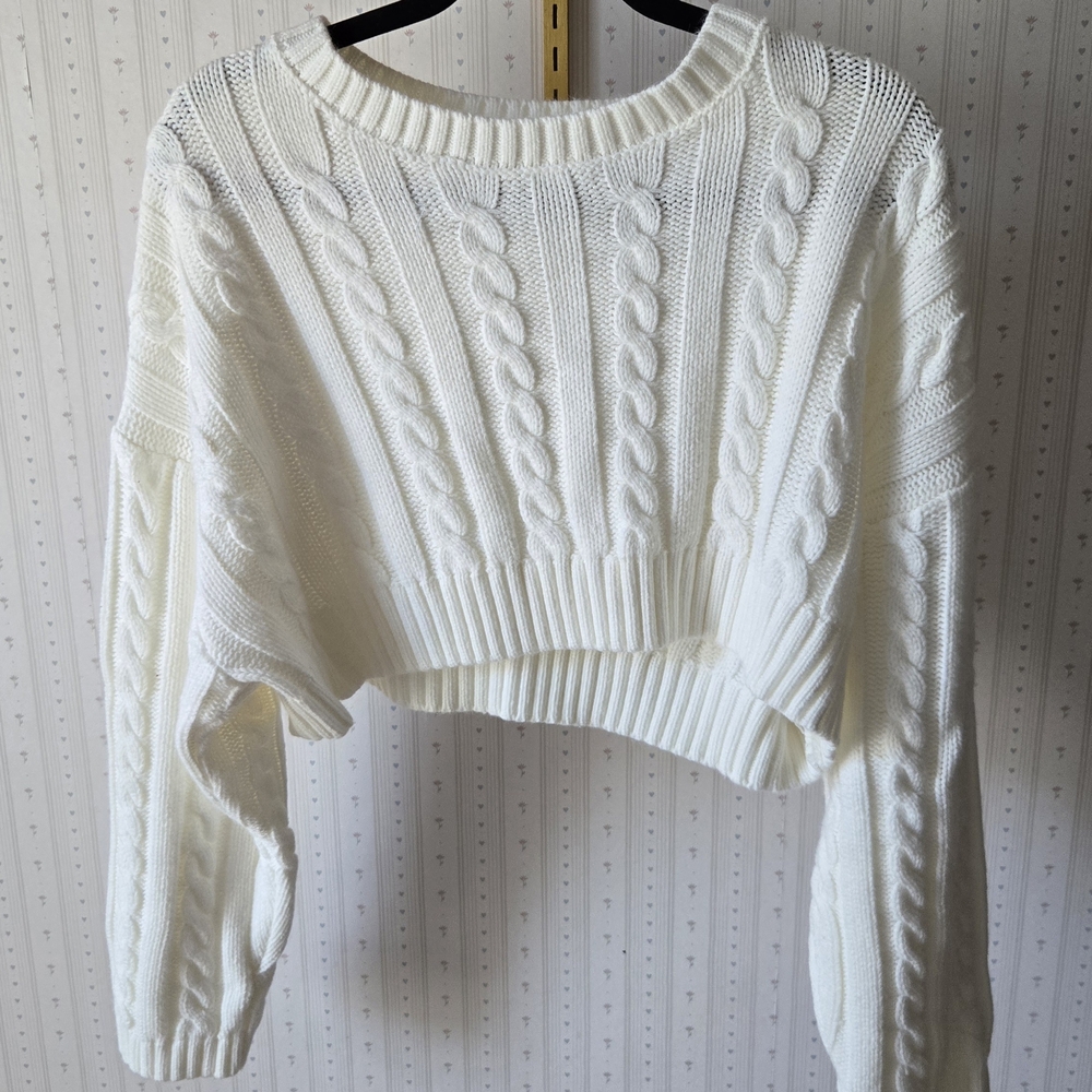 Elegant White Cable Knit Sweater